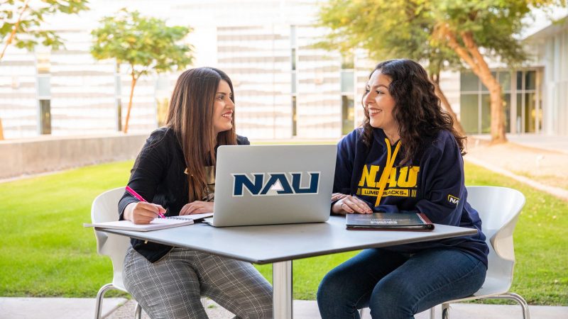 Students studying outdoors at the NAU–Yuma campus in southern Arizona.