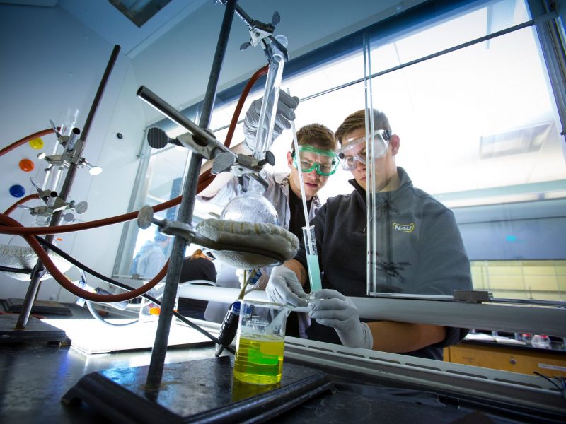 NAU students work in science lab